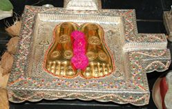 Shripad Shri Vallabha Charan Paduka Silver